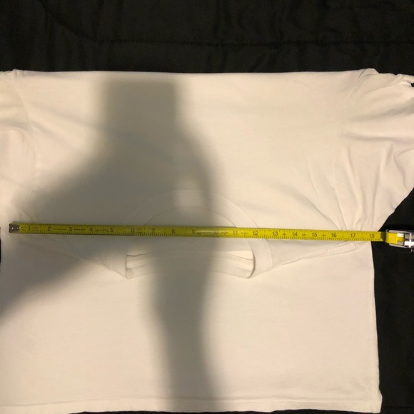 ❌SOLD❌ 2 Everlane Uniform Organic Cotton Tees - Picture 11 of 11